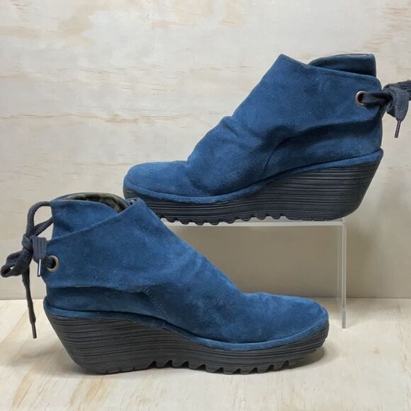 Fly London Navy Blue Suede Wedge Ankle Boots Women 10 Shoes Lace Closure - Picture 1 of 11